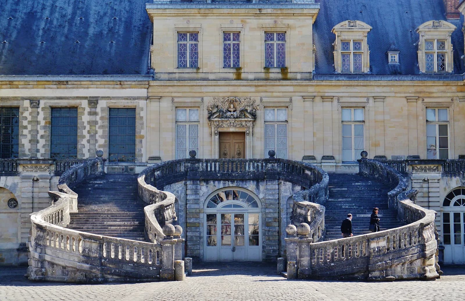 The horseshoe staircase at the Château de Fontainebleau